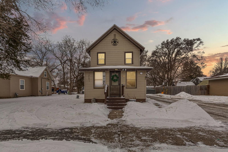 1322 1st Avenue NE - Photo 43