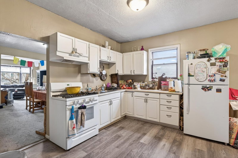 959 Euclid Street - Photo 6