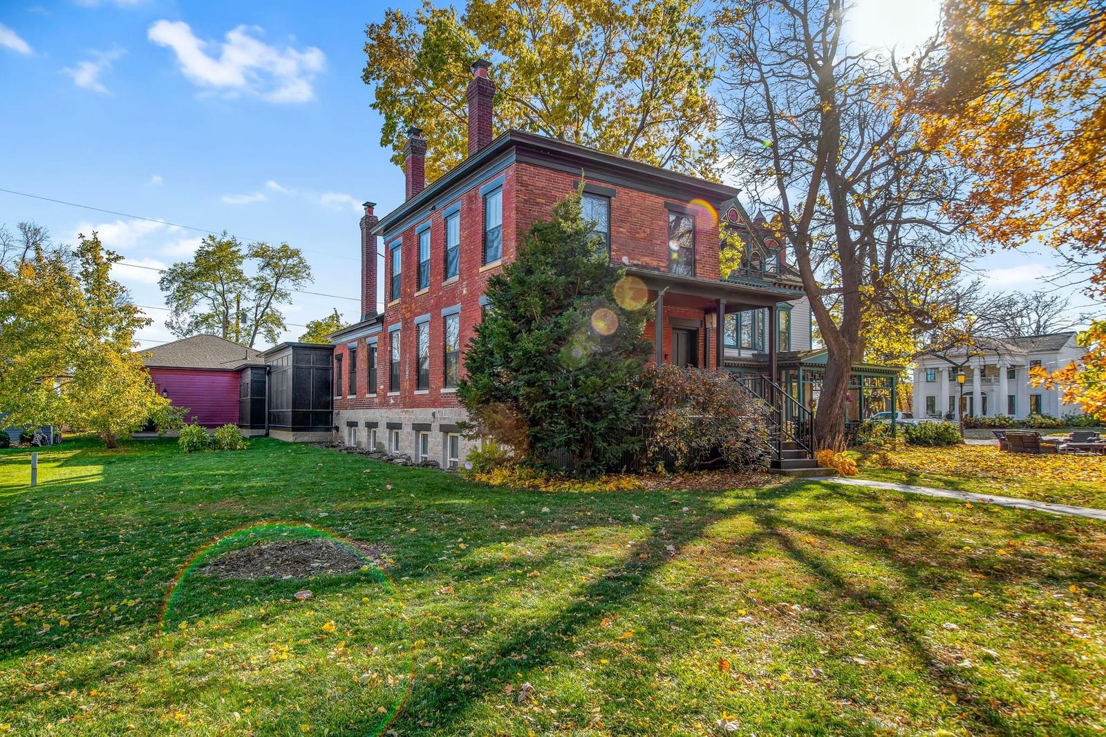 53 Irvine Park
