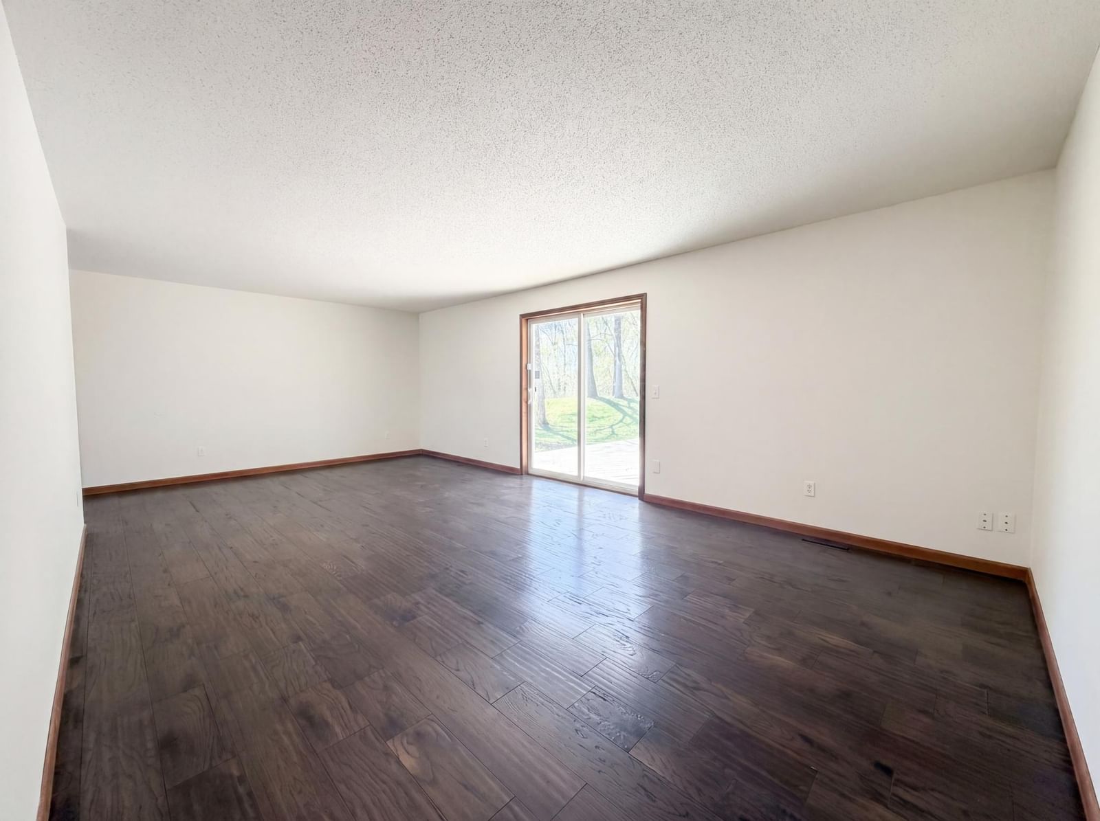 18817 Kenwood Trail