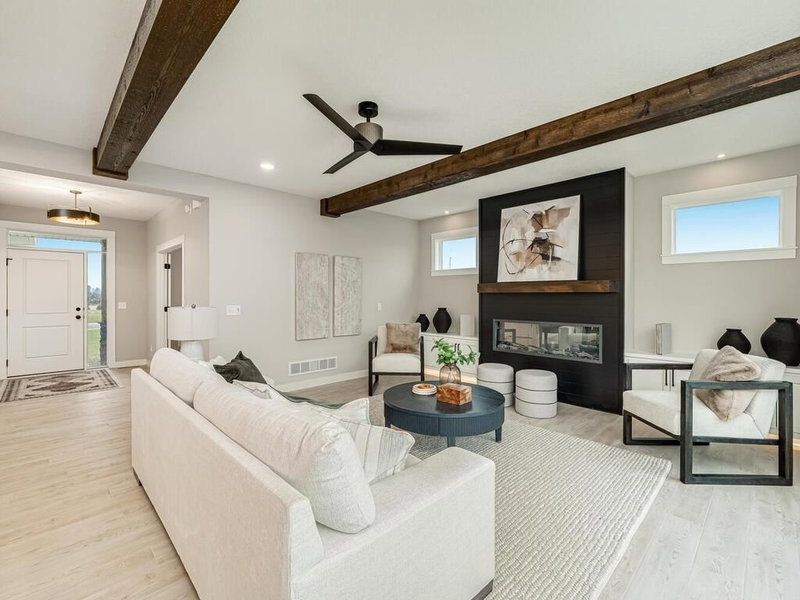 16822 Sycamore Street NW - Photo 3