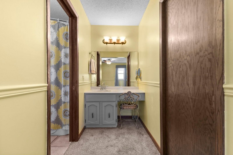 13641 Heather Street NW - Photo 24