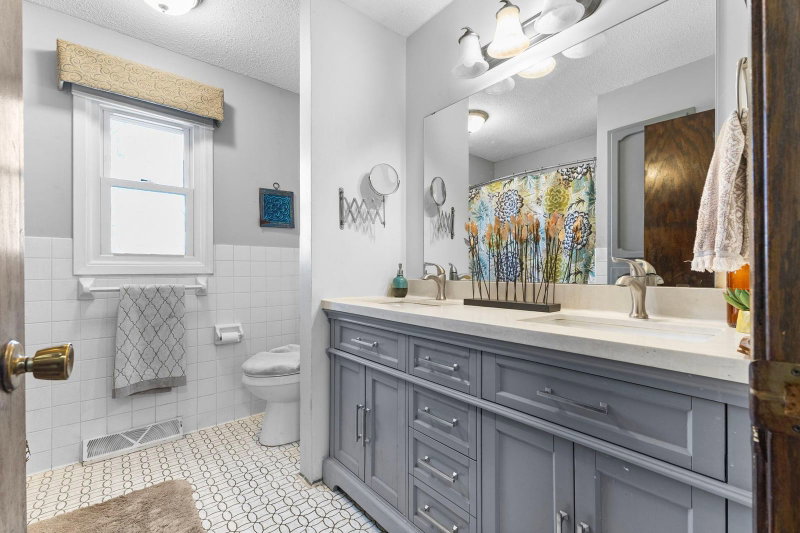 13641 Heather Street NW - Photo 26