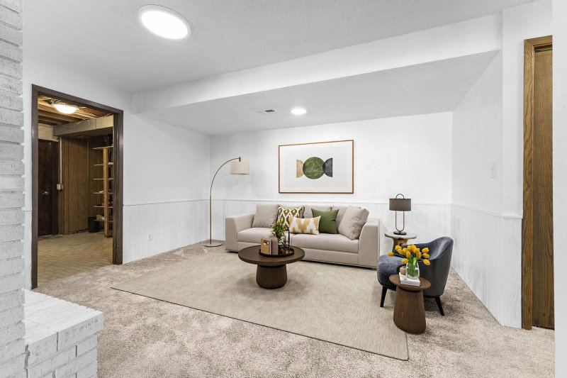 13641 Heather Street NW - Photo 35