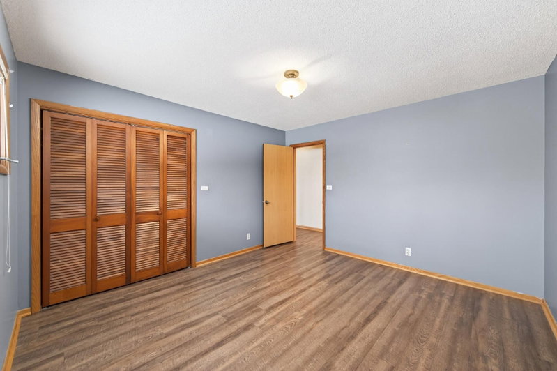 2216 Orwell Court N - Photo 26