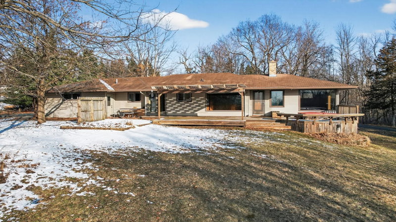 2216 Orwell Court N - Photo 57