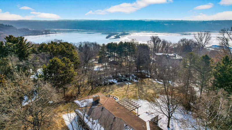 2216 Orwell Court N - Photo 68