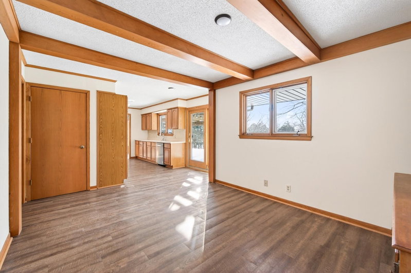 2216 Orwell Court N - Photo 10