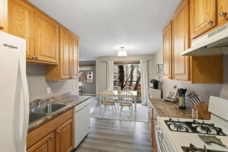 4101 Parklawn Avenue #236 - Photo 6