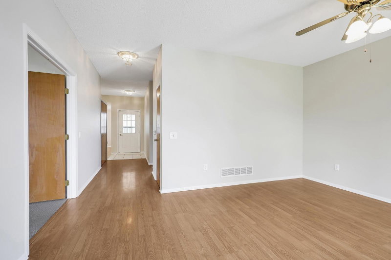 7592 Hinton Park Avenue S - Photo 14