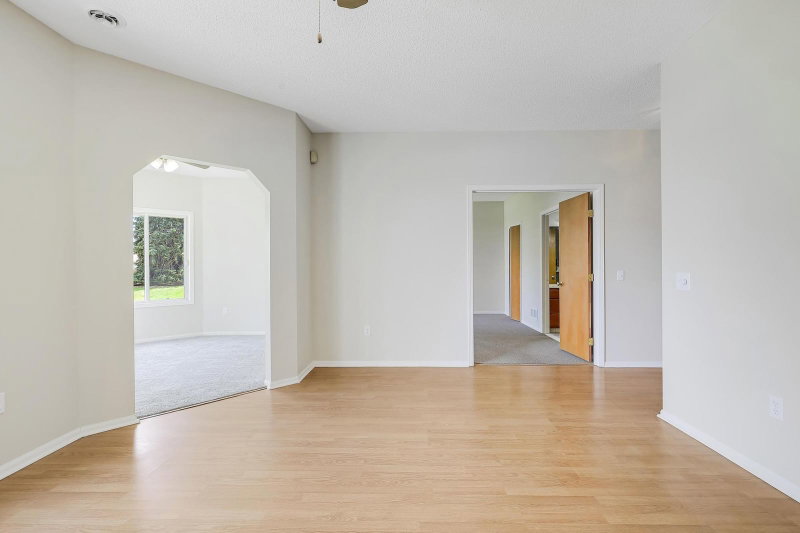 7592 Hinton Park Avenue S - Photo 17
