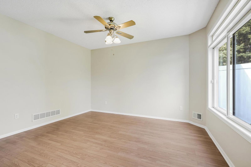 7592 Hinton Park Avenue S - Photo 20
