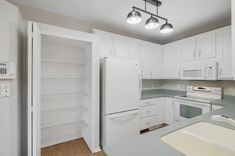 7592 Hinton Park Avenue S - Photo 23