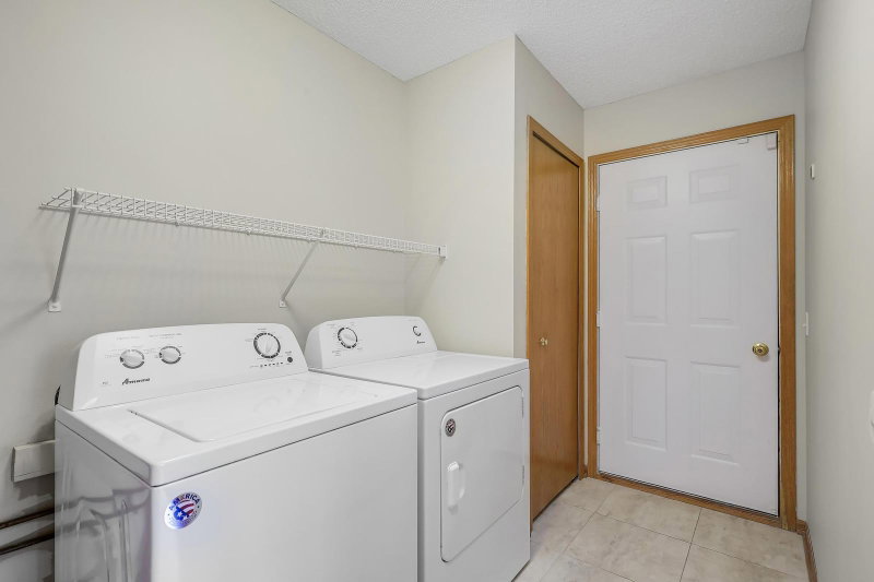 7592 Hinton Park Avenue S - Photo 44