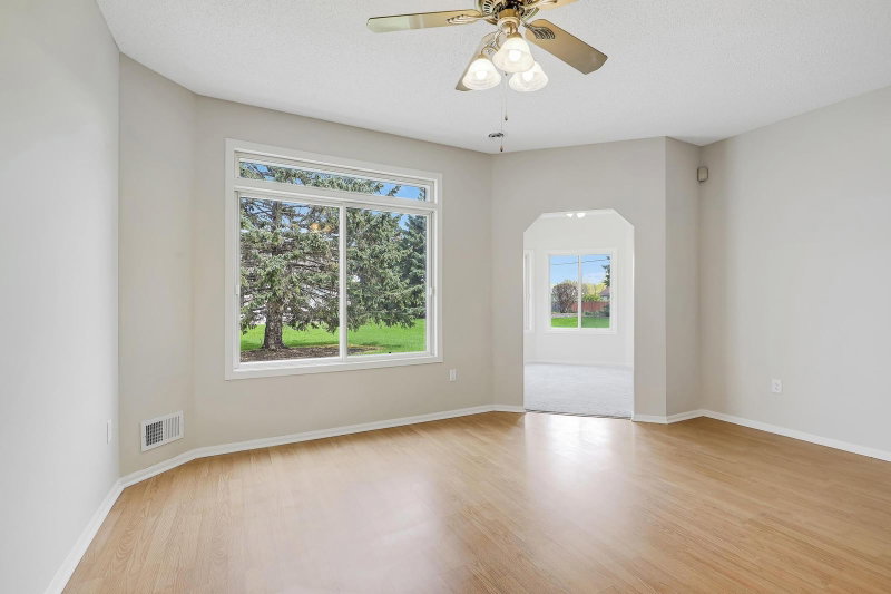7592 Hinton Park Avenue S - Photo 10