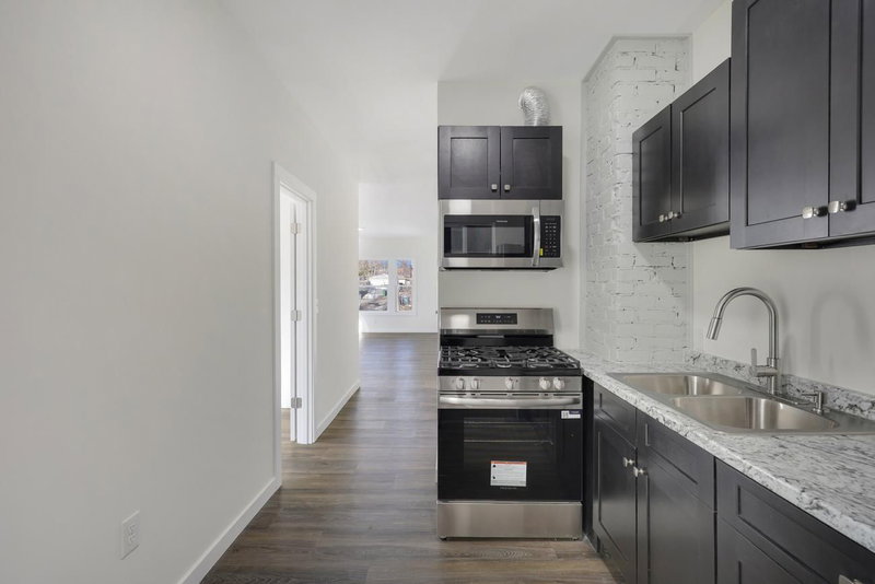 1537 E 38th Street - Photo 13