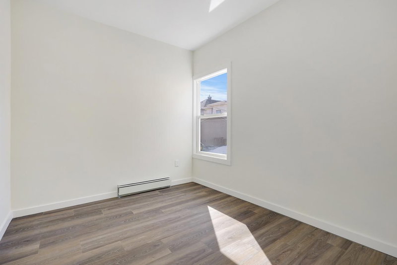 1537 E 38th Street - Photo 15