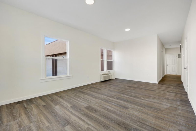 1537 E 38th Street - Photo 21
