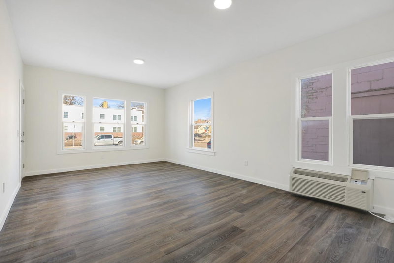 1537 E 38th Street - Photo 23