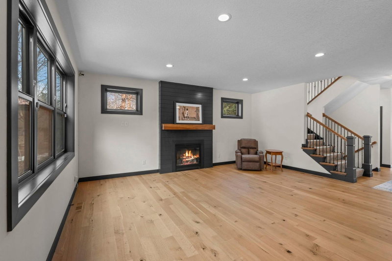 2251 Cleveland Avenue N - Photo 14