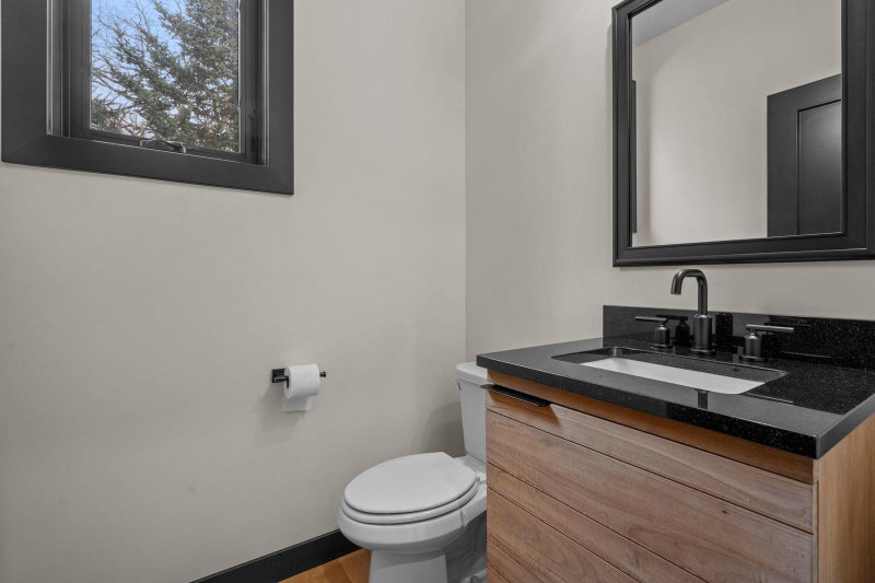 2251 Cleveland Avenue N - Photo 23