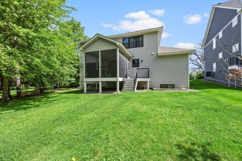 2251 Cleveland Avenue N - Photo 61