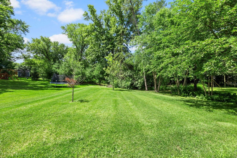 2251 Cleveland Avenue N - Photo 62