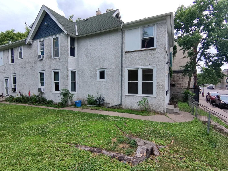 3010 15th Avenue S - Photo 16