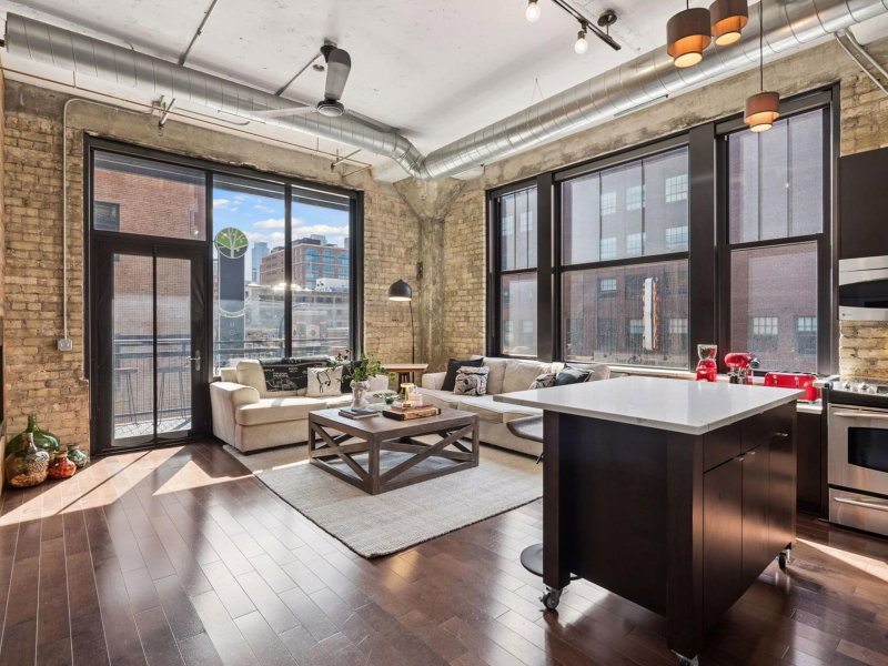 618 Washington Avenue N #301