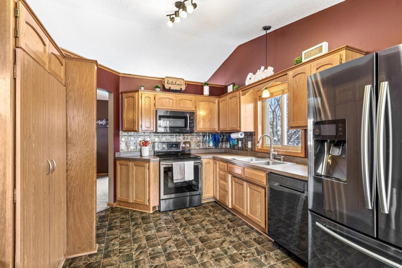 309 Flintwood Street SW - Photo 11
