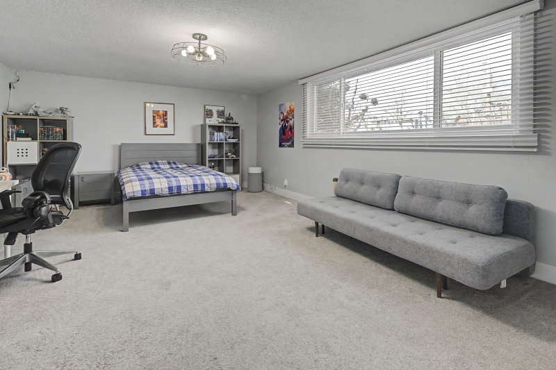 6725 Valley View Road - Photo 32