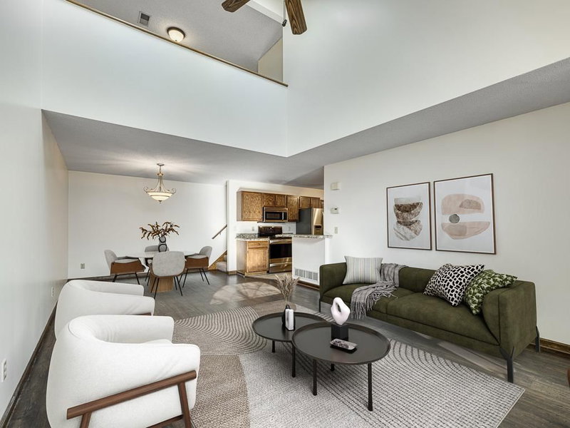 1120 Pecks Woods Drive - Photo 4