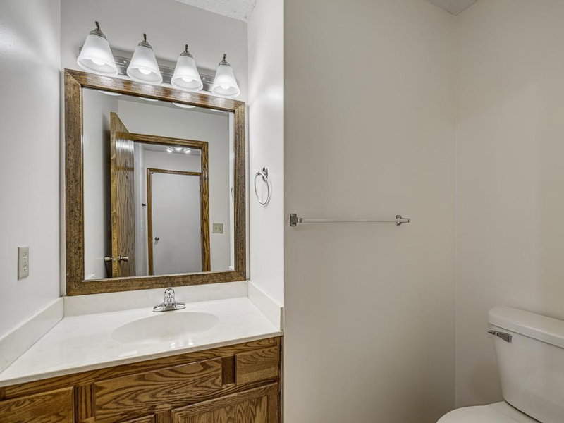 1120 Pecks Woods Drive - Photo 8