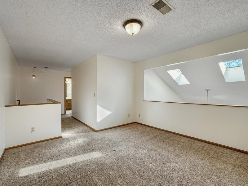 1120 Pecks Woods Drive - Photo 9