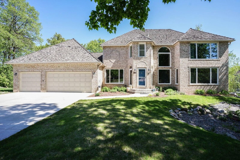 8973 Knoble Court - Photo 3