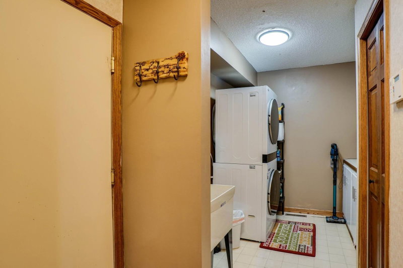 8973 Knoble Court - Photo 21