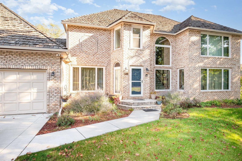 8973 Knoble Court - Photo 5