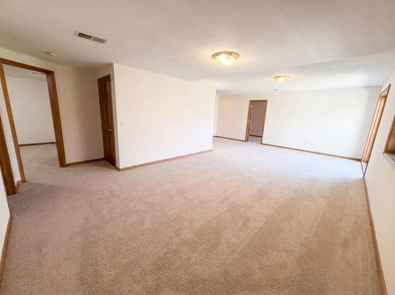 8433 Upland Lane N - Photo 28