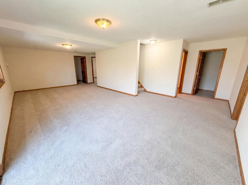 8433 Upland Lane N - Photo 29