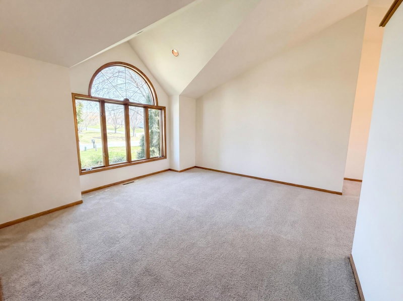 8433 Upland Lane N - Photo 8