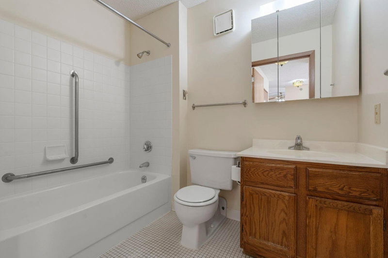 7600 Golden Valley Road #1004 - Photo 18