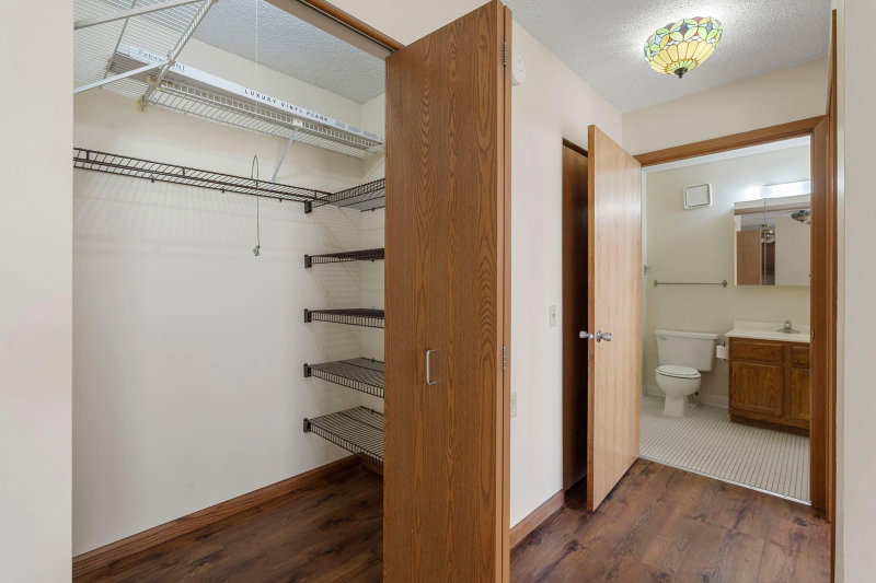 7600 Golden Valley Road #1004 - Photo 19
