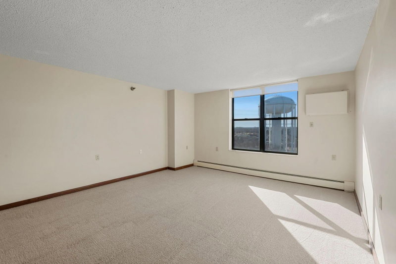 7600 Golden Valley Road #1004 - Photo 4