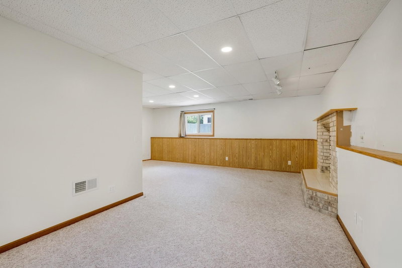7337 116th Place N - Photo 25