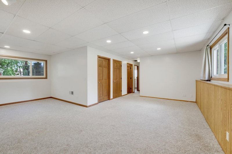 7337 116th Place N - Photo 26