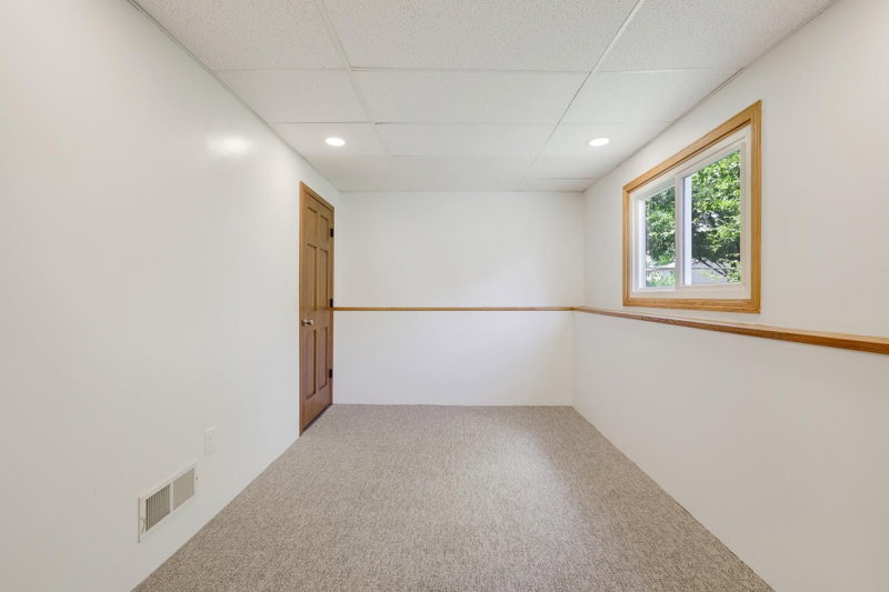 7337 116th Place N - Photo 27