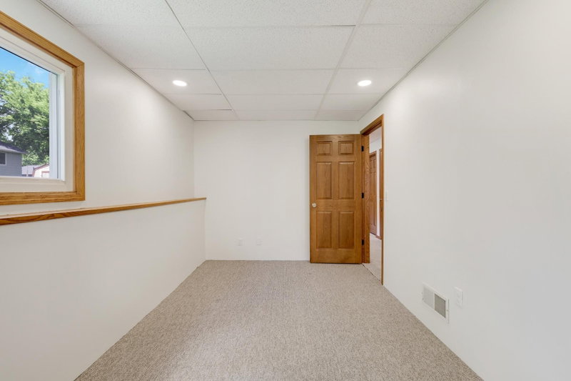 7337 116th Place N - Photo 28