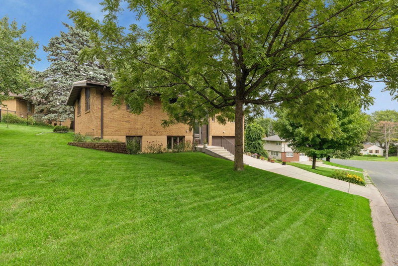 116 Victory Place - Photo 3