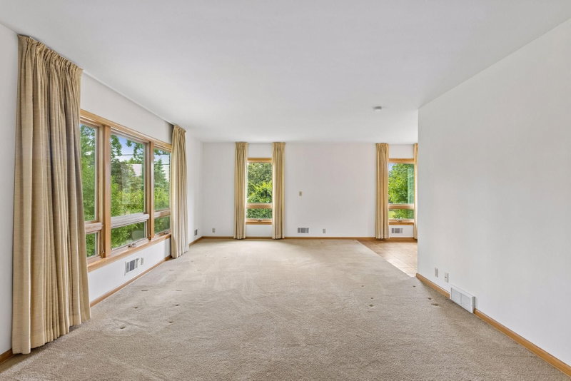 116 Victory Place - Photo 8