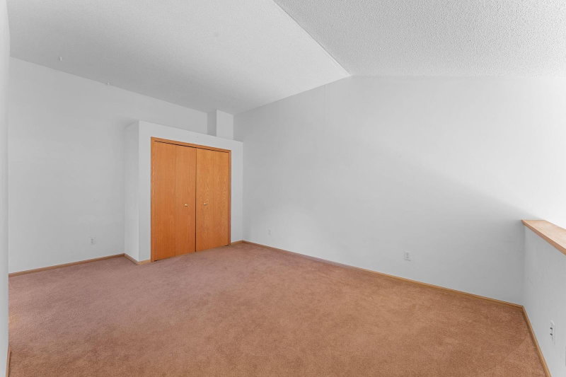 1802 McKinley Street NE - Photo 13